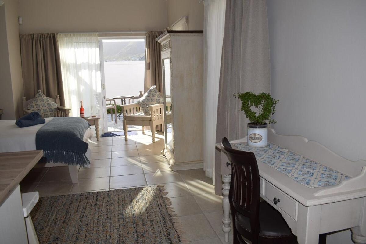 Providence -tranquil, Neat & Private * Hermanus